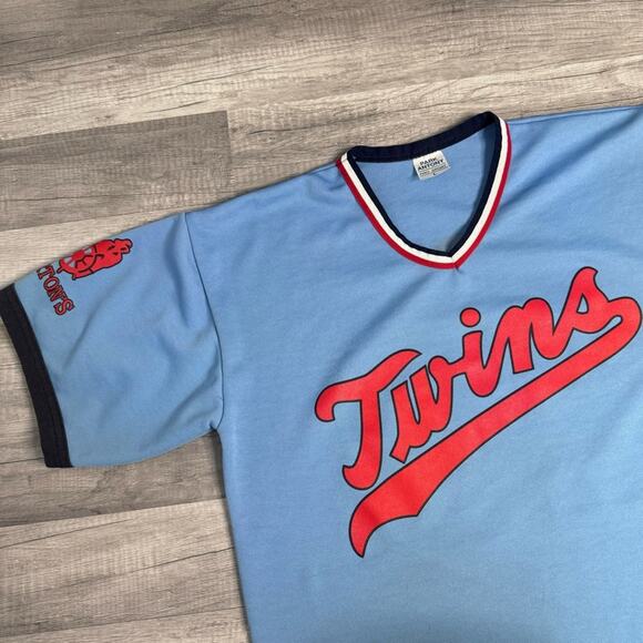 Vintage Minnesota Twins Rod Carew #29 Jersey Tee Powder Blue Size Large - Picture 4 of 7